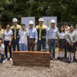 COLOCARONPRIMERAPIEDRA