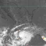 LLOVERAFUERTEENCOLIMA