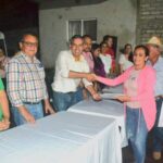 RECIBENDOCUMENTOSVECINOS