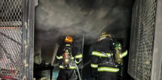 Se Incendió Vivienda en la Colonia Mirador de la Cumbre, Elementos de Protección Civil Auxiliaron a Adulto Mayor