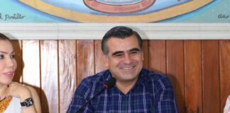 Riult Rivera Invita a Reconocer a Las y Los Maestros de Colima este 23 de Octubre Con la Entrega de la Presea al Mérito Magisterial