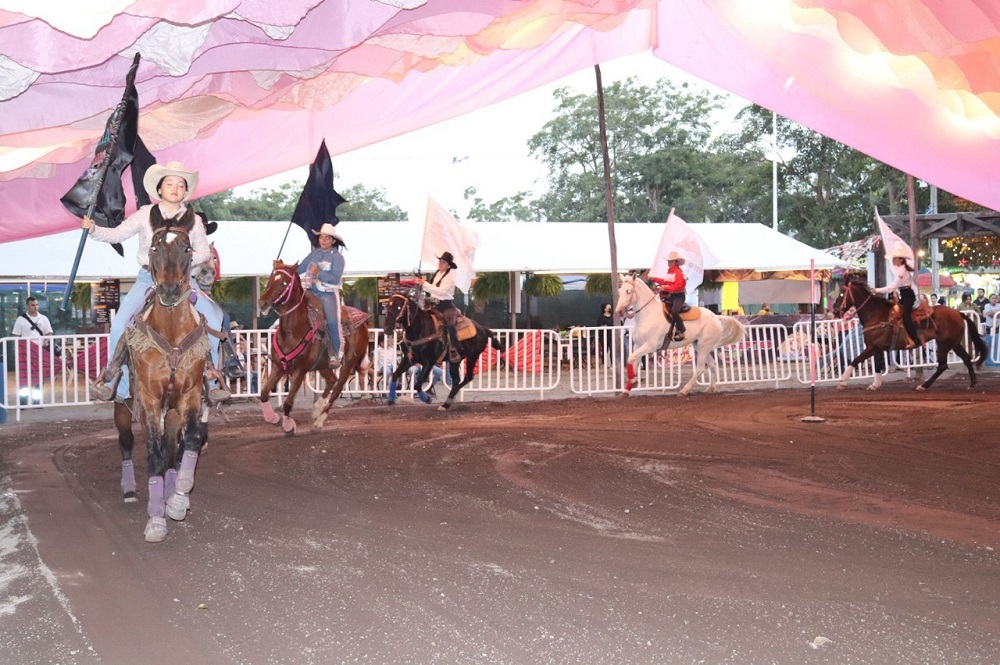 ARRANCALAFIESTACABALLOS