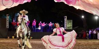 ‘Conquistador’ Deslumbra al Público en el Teatro del Caballo de la Feria de Colima 2025