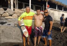 Rescatistas de la UEPC Colima Salvan a Hombre en Playa El Real, Tecomán