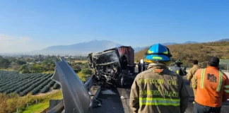Tras Incendio de Tráiler, Aún Está Cerrada la Autopista Guadalajara-Colima a la Altura de Gómez Farías