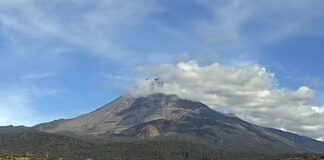 Volcán de Colima Mantiene Actividad Estable y Sin Riesgo: UEPC