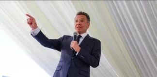 Pablo Lemus Llama a la Unidad en el País y Destaca Seguridad e Infraestructura en su Primer Informe