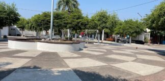Vecinos Embellecen y Reparan Parque “Los Viejitos”, en Tecomán; Agradecen Apoyo de Mario Vargas