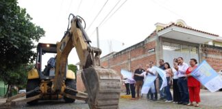 Comienza en El Diezmo Una Obra Muy Esperada Por Las Familias de la Zona: La Pavimentación Con Concreto Hidráulico