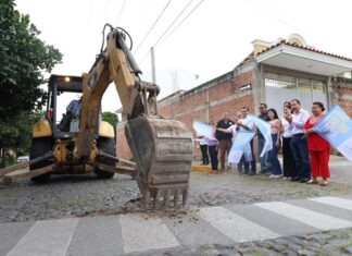 Comienza en El Diezmo Una Obra Muy Esperada Por Las Familias de la Zona: La Pavimentación Con Concreto Hidráulico