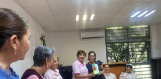 Entrega de Mangas Para Linfedema, Labor Altruista de Univer Colima