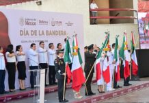 Participa el Presidente Municipal de Colima, Riult Rivera, en Ceremonia Por el Día de la Bandera
