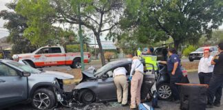 Dos Personas Heridas de Gravedad Tras Fuerte Choque Vehicular en el Tercer Anillo o Paseo Miguel de la Madrid Hurtado