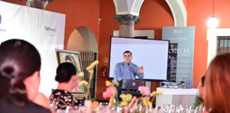 Riult Rivera se Suma Con Causa a Subasta de Arte en Sábora Fest