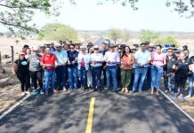 Alcalde Riult Rivera Entrega la Pavimentaci贸n Del Camino a la Comunidad Ignacio Allende, Desde el Entronque Con la Carretera