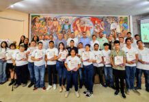 Entrega IEEA Colima 46 Certificados de Primaria y Secundaria