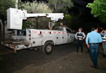 Durante la Madrugada, Riult Rivera Supervisa en Lo de Villa el Encendido de Luminarias Hasta Que Todas Quedaron Funcionando