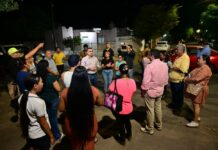 Riult Rivera se Reúne Con Vecinos de Villas del Bosque Para Escuchar y Atender Sus Necesidades