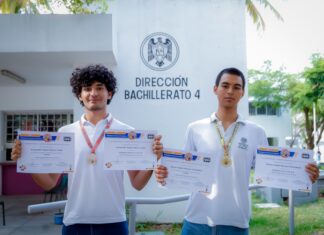 Constancia, Estrategias y Asesoría, Esenciales Para Obtener Medalla de Oro y Bronce en Olimpiadas Del Conocimiento: André y Leonardo