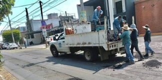 Gobierno de Riult Rivera Realiza Trabajos de Bacheo en la Avenida Venustiano Carranza Para Mejorar Las Vialidades