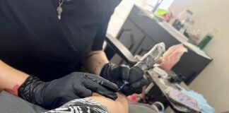 Para Prevenir Riesgos Sanitarios, Salud Colima Capacitará Gratuitamente a Quienes Realizan Tatuajes y Perforaciones