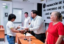 Alumna del Bachillerato 27 Gana Concurso Nacional de Cartel Convocado Por la CNDH