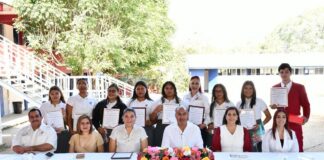 Reconocen a Alumnos colimenses Del CETis 157 Por Triunfo Nacional en el Desafío Innova HSBC