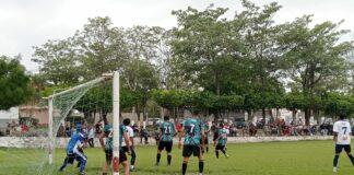 Coyotes de Pueblo Juárez se Mete a la Pelea Por un Boleto a la Liguilla en el Fútbol de Coquimatlán