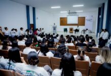 La FEC Sella Una Cápsula Del Tiempo Para Preservar 71 Años de Historia Estudiantil