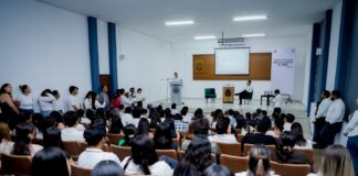 La FEC Sella Una Cápsula Del Tiempo Para Preservar 71 Años de Historia Estudiantil