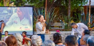 Mantiene Sofía Peralta Diálogo Directo Con Familias de Villa de Álvarez