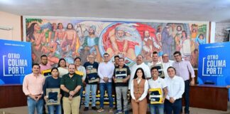 Riult Rivera Entrega Uniformes y Nuevas Motocicletas Para Reforzar los Trabajos de Servicios Públicos en Colima