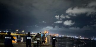 La Secretaría de Marina Contiene Derrame de Hidrocarburos en Inmediaciones Del Muelle Turístico, en Manzanillo, Colima