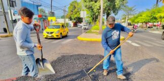 Cuadrillas de Bacheo del Ayuntamiento de Colima Siempre Activas