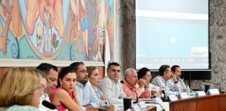 Riult Rivera Reconoce el Talento de Jóvenes Artistas Con la Entrega de la Beca Vera Vázquez