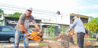 Trabajadores Sindicalizados del Ayuntamiento de Colima se Suman a Labores de Limpieza Tras la Borrasca de Este Sábado: Arturo León Alam