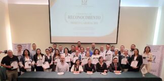 Reconoce IMSS Colima Trayectoria y Compromiso de Personal Con Décadas de Servicio