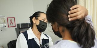 Salud Colima: Unidades Médicas Realizan Exploración Clínica Gratuita Para la Detección Oportuna de Cáncer de Mama